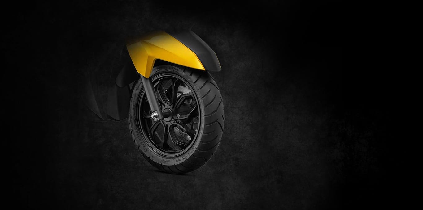 100/80-12 Diamond Cut Alloy Wheel