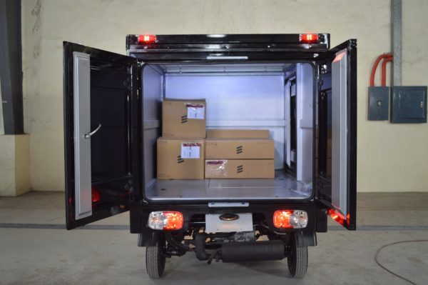 tvs kargo box van black 200cc remarkable fuel efficiency